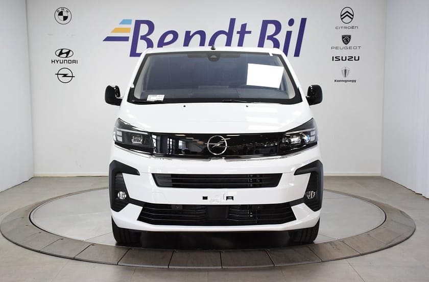 Bild 3 av Opel Vivaro Skåpbil L3 | ELITE | Värmare & Drag | DEMO | 3 295:- ex /mån |