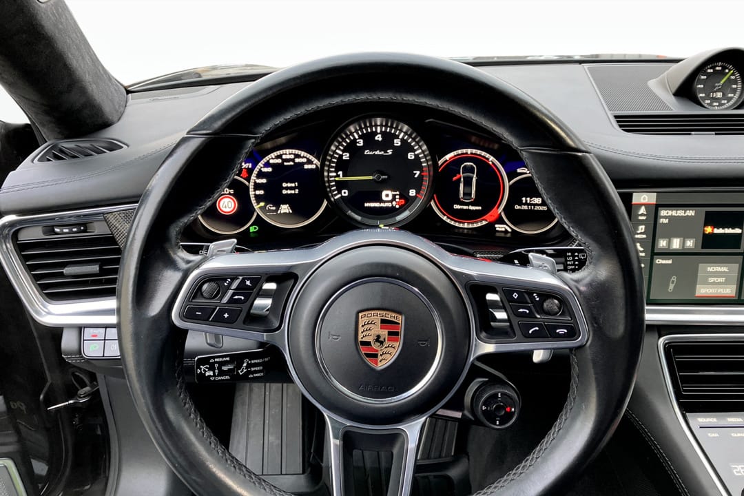 Porsche Panamera Turbo S E-Hybrid