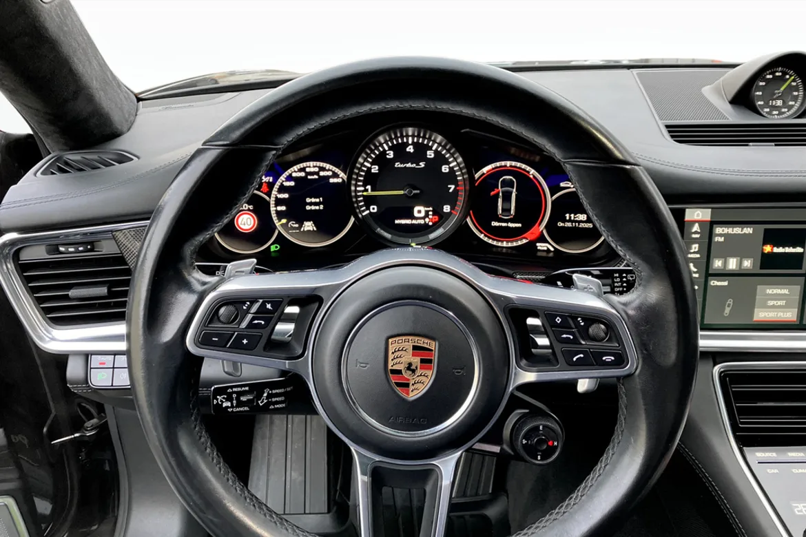 Porsche Panamera Turbo S E-Hybrid