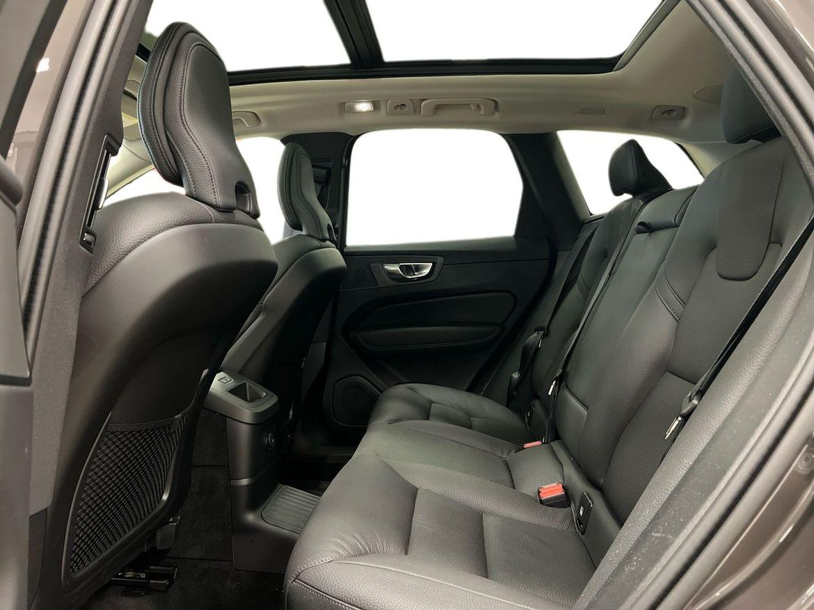 Volvo XC60 2025 - miniatyr 23