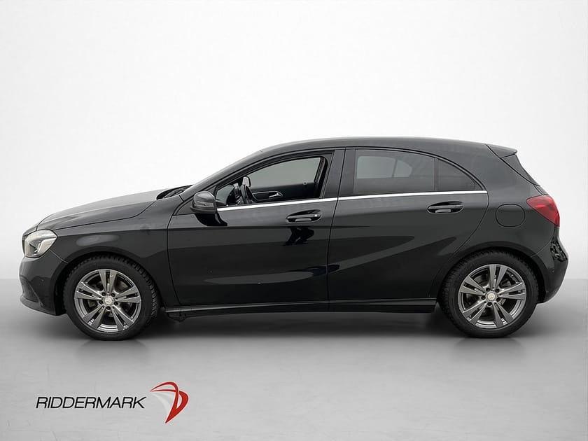 Bild 4 av Mercedes-Benz A 200 d 4MATIC Progressive Läder P-Sensorer