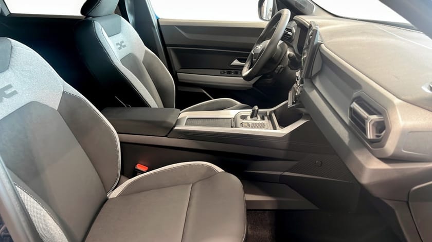 Bild 3 av Dacia Bigster Hybrid 155 Privatleasing Fr. 5390kr/mån Journey 155hk DCT