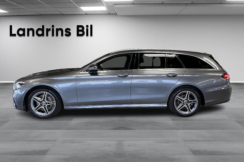 Bild 4 av Mercedes-Benz E 220 T d 4MATIC / AMG Line / Drag / Värmare / MOMS