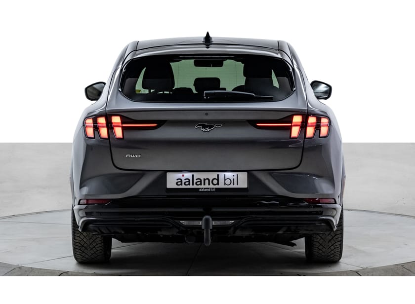 Bilde 3 av Ford Mustang Mach-E Long Range AWD 540 km, Active Tech, B&O lydsystem, krok.