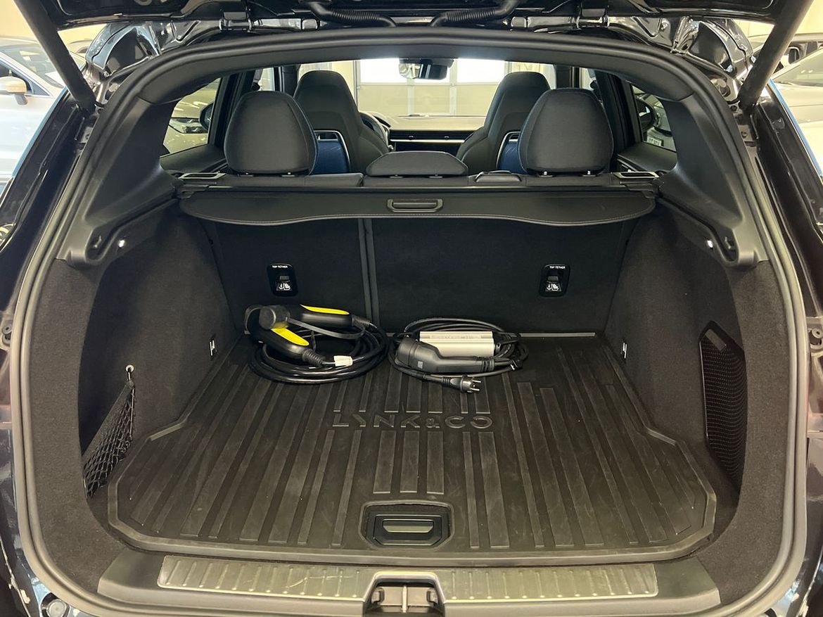 Lynk & Co 01 2023 - miniatyr 25