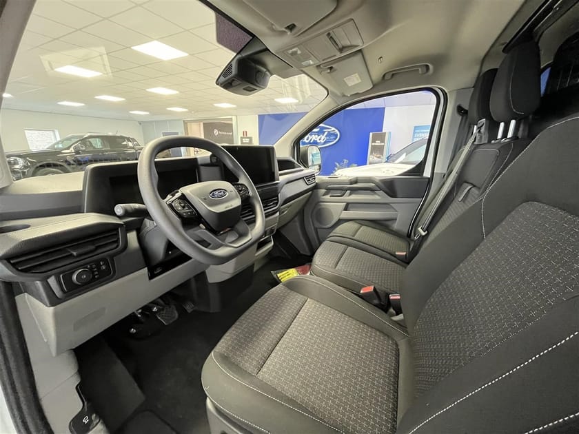 Bild 2 av Ford Transit Custom 320 Skåp Trend 320l 2.0l Ecoblue 170hk 8-Växlad Automat FWD Diesel