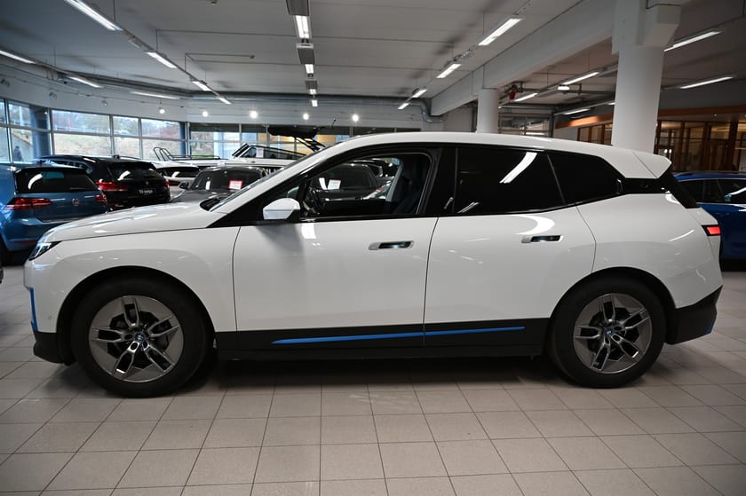 Bilde 2 av BMW iX xDrive40 