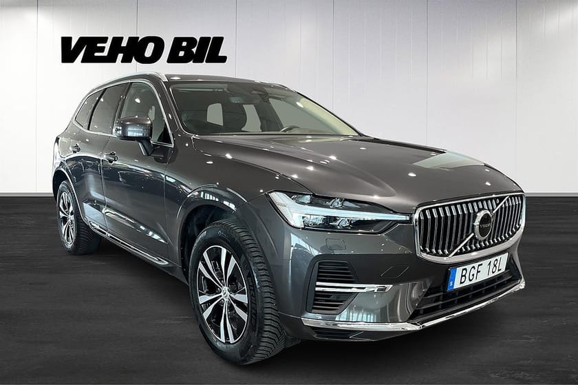 Bild 2 av Volvo XC60 Recharge T6 AWD Core Edition // Panorama