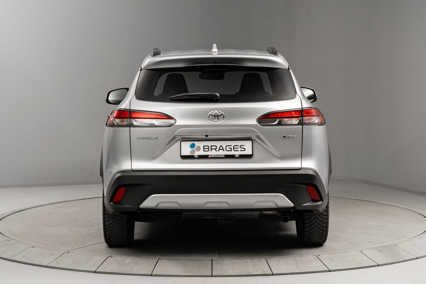 Bilde 3 av Toyota Corolla Cross Hybrid AWD-i 2,0 Executive