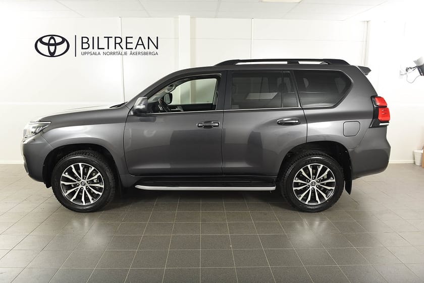 Bild 2 av Toyota Land Cruiser 2.8 D 4WD Premium 7-sits Dragkrok