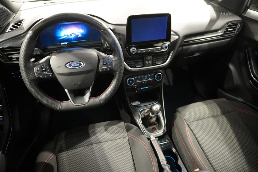 Bild 2 av Ford Puma 1.0T EcoBoost ST-Line B-Kamera