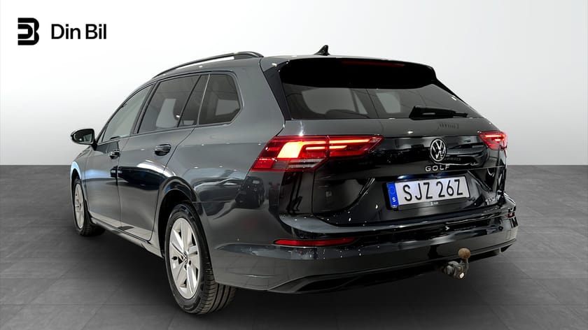 Bild 3 av Volkswagen Golf Sportscombi eTSI131 DSG Life Drag/Backkamera