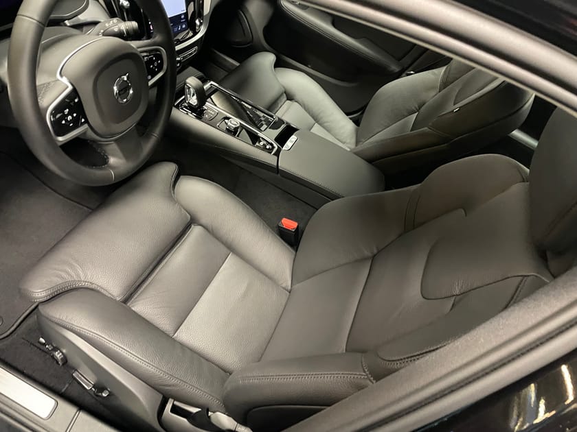 Bild 4 av Volvo V60 T6 Plus Dark Nordic Edition