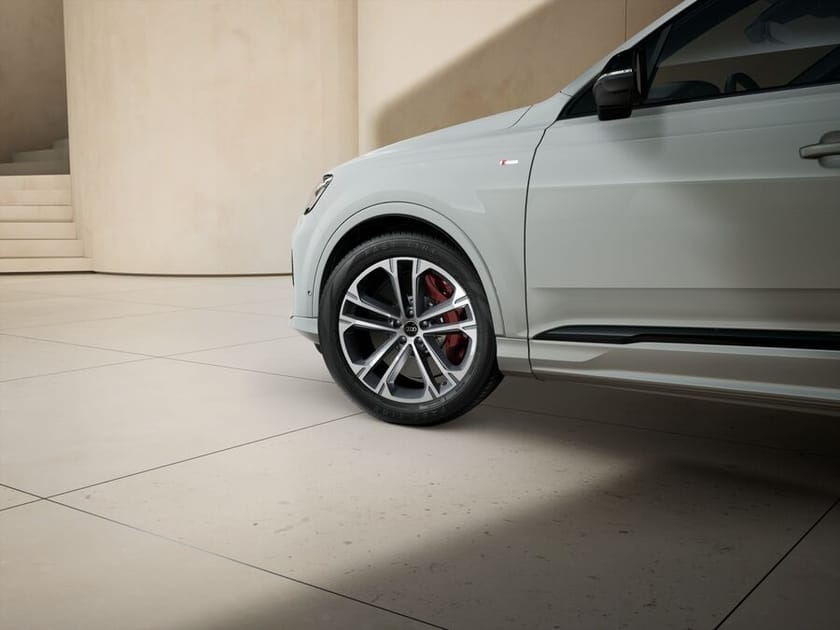 Bild 5 av Audi Q7 60 TFSI e quattro 490hk S-line Dragkrok Navi Luftfjädring