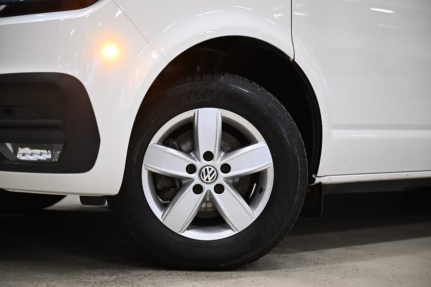 Bild 5 av Volkswagen Transporter 4M 150HK DSG L2|Nedlackad|LED|Dubbeldörr|Dubbelgolv