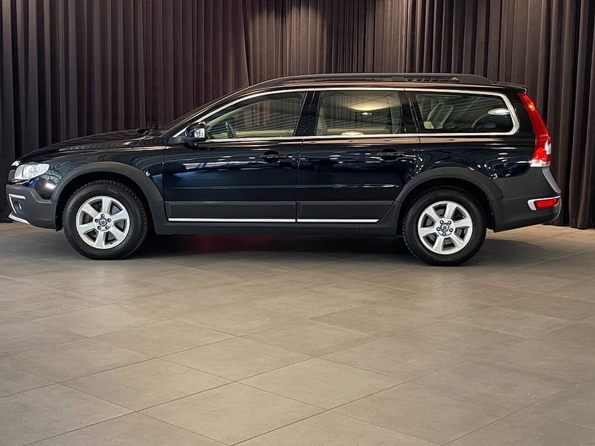 Bild 3 av Volvo XC70 D4 AWD Geartronic Executive, Inscription / Drag / Värma