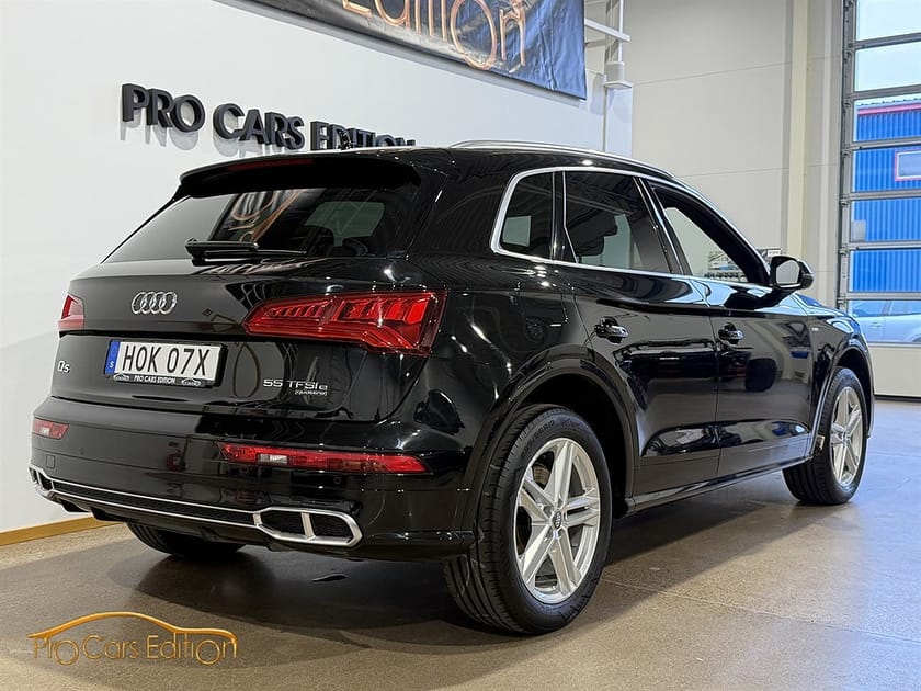 Bild 4 av Audi Q5 55 TFSI e quattro Quattro| 367hk| S-line | SoV | PDC | Navi | Auto|