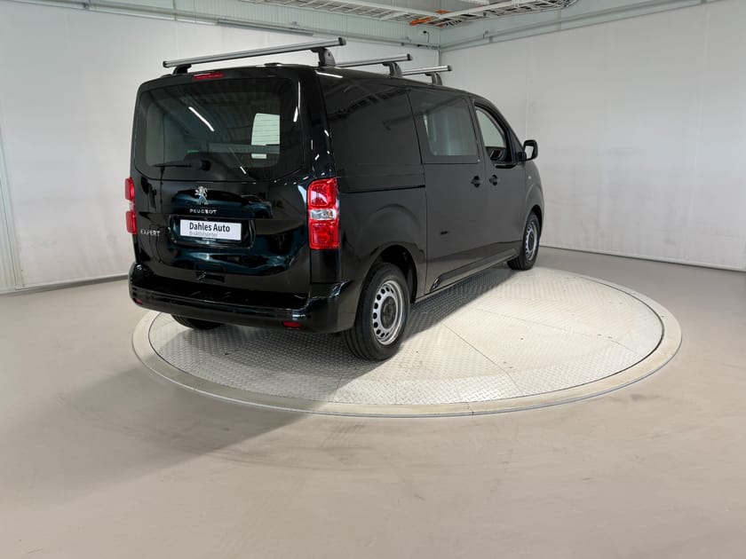 Bilde 3 av Peugeot Expert Varebil 2,0 122hk Cruise/Radio/Takstativ/Kamera/Carplay/Dab