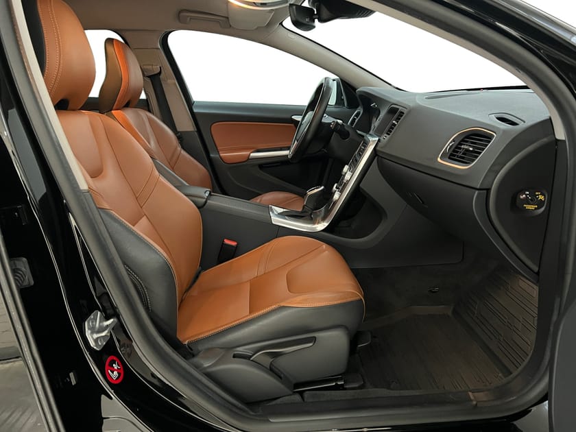 Bild 4 av Volvo V60 D4 Classic Momentum