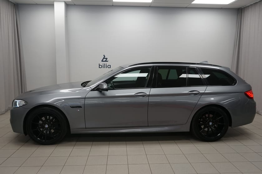 Bild 2 av BMW 520d xDrive Touring M-Sport | Drag elektriskt |