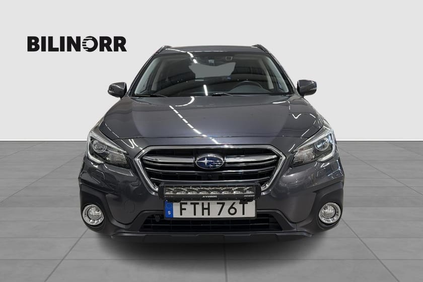 Bild 5 av Subaru Outback 2,5, Drag, vhjul, mvärm, ledramp