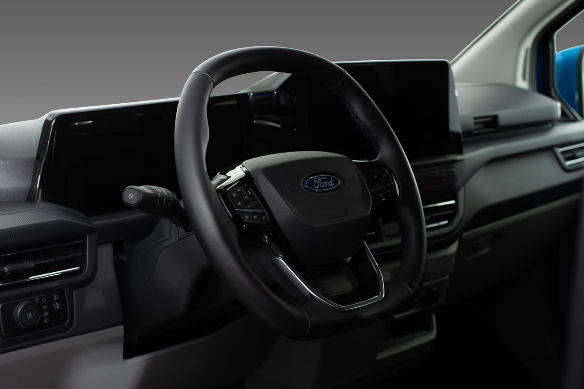 Ford E-Transit Custom 340 Combi 82.5 kWh, 218hk, 2025