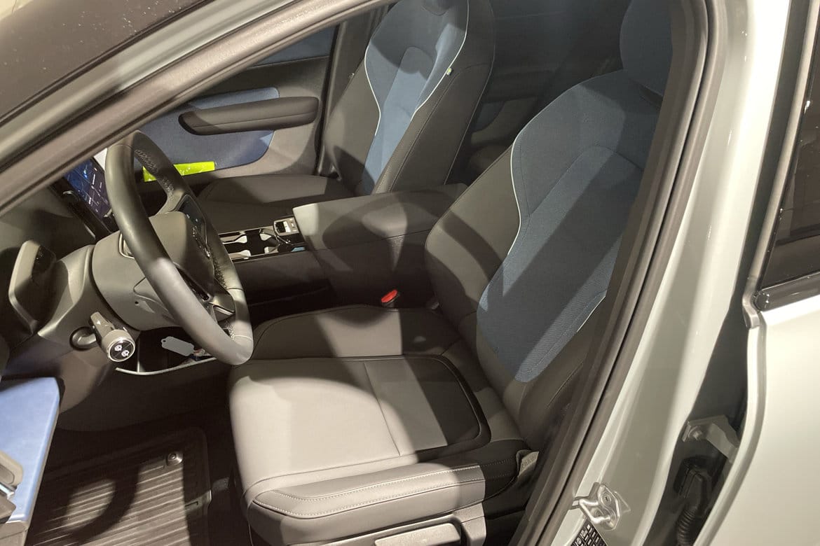 Volvo EX30 Single Motor Extended Range