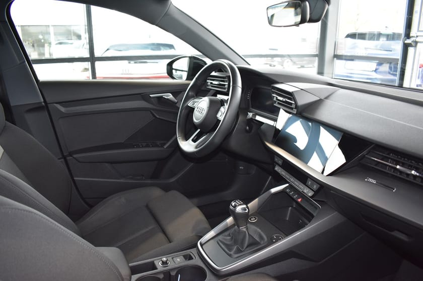 Bild 4 av Audi A3 Sportback 35 TFSI 150 HK PROLINE