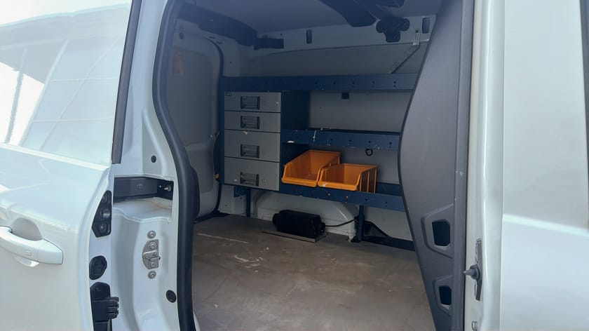 Bild 5 av Renault Kangoo Skåpbil L1 1,5L 115Hk Värmare/Inredning skåp