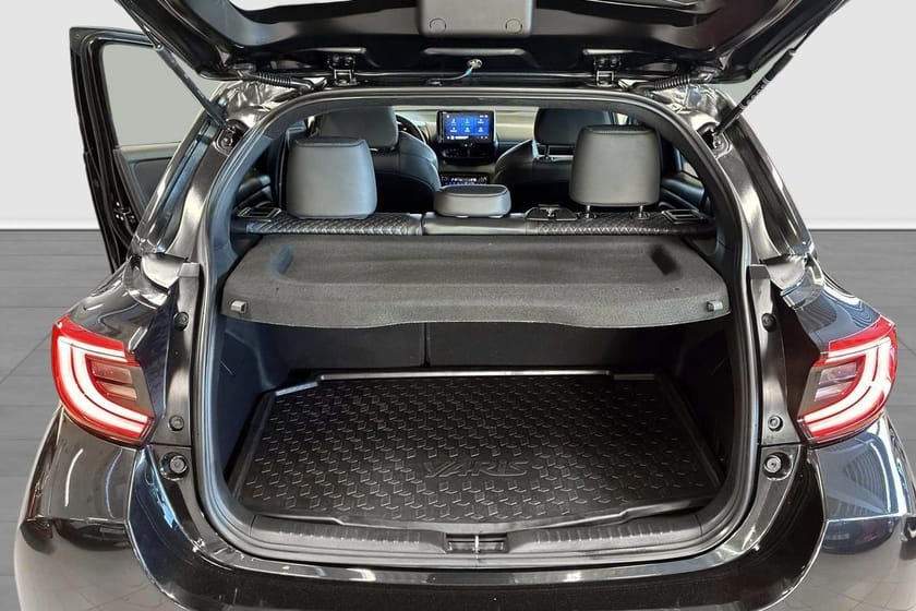Bild 4 av Toyota Yaris Hybrid 1,5 STYLE 5D