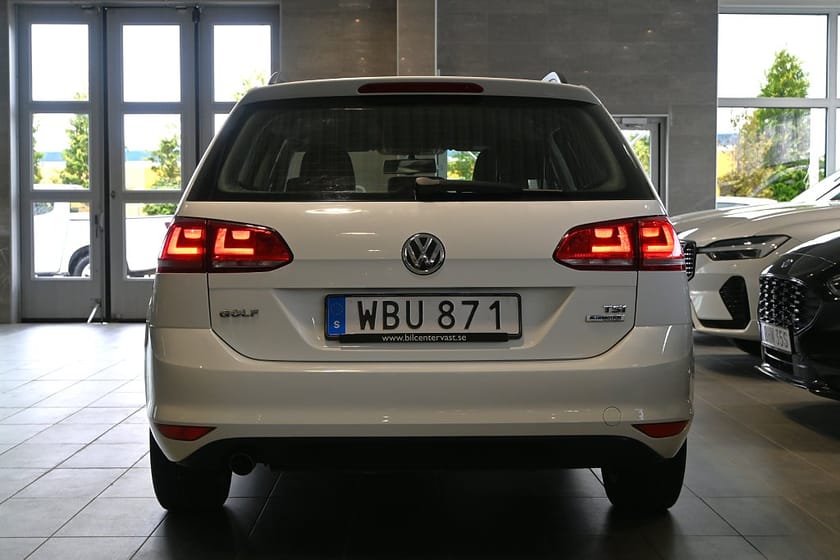 Bild 4 av Volkswagen Golf Sportscombi 1.2 TSI Masters Drag Kamera