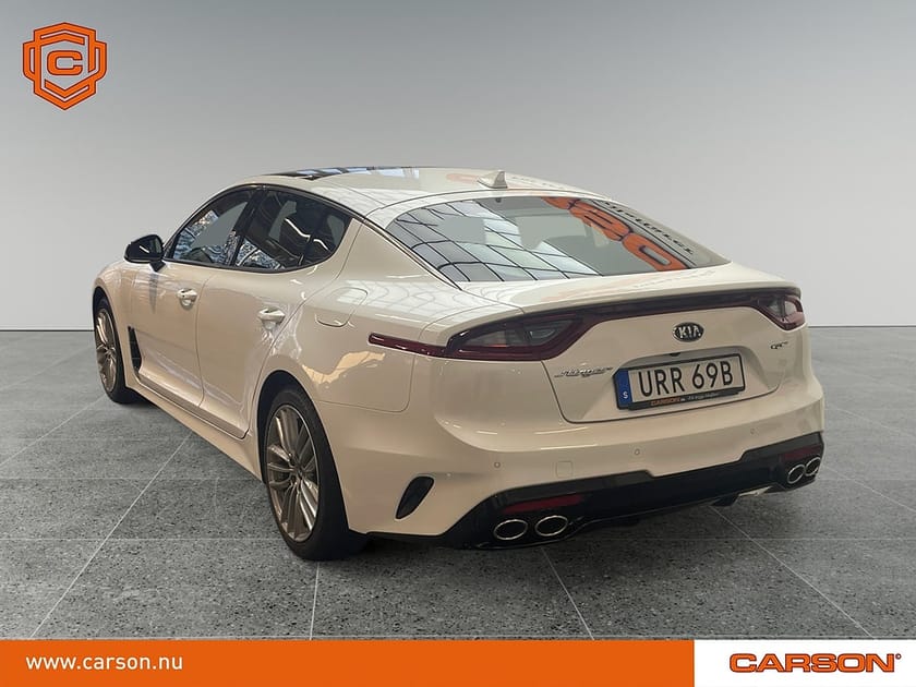 Bild 4 av Kia Stinger GT AWD *Inkommande* 3.3 Aut 366HK Pano H/K 360 Kamera Apple