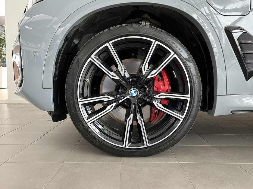 Bild 4 av BMW X5 xDrive50e M Sport Pro Innovation Panorama H/K Drag