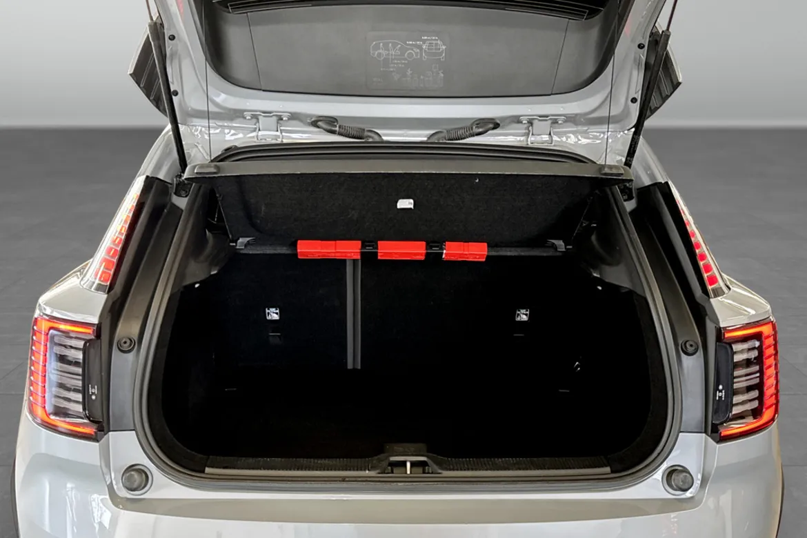 Volvo EX30 Single Motor Extended Range