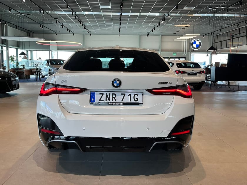 Bild 5 av BMW i4 eDrive40 Gran Coupé M Sport Adapt Farth Rattvärme Drag