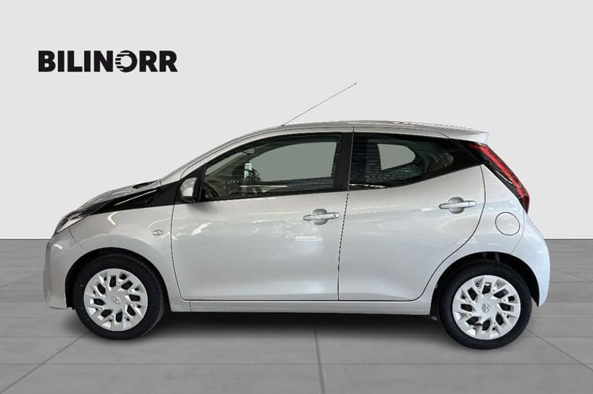 Bild 3 av Toyota Aygo 1,0 5-D X-PLAY M/T SMARTPHONE INTEGRATION