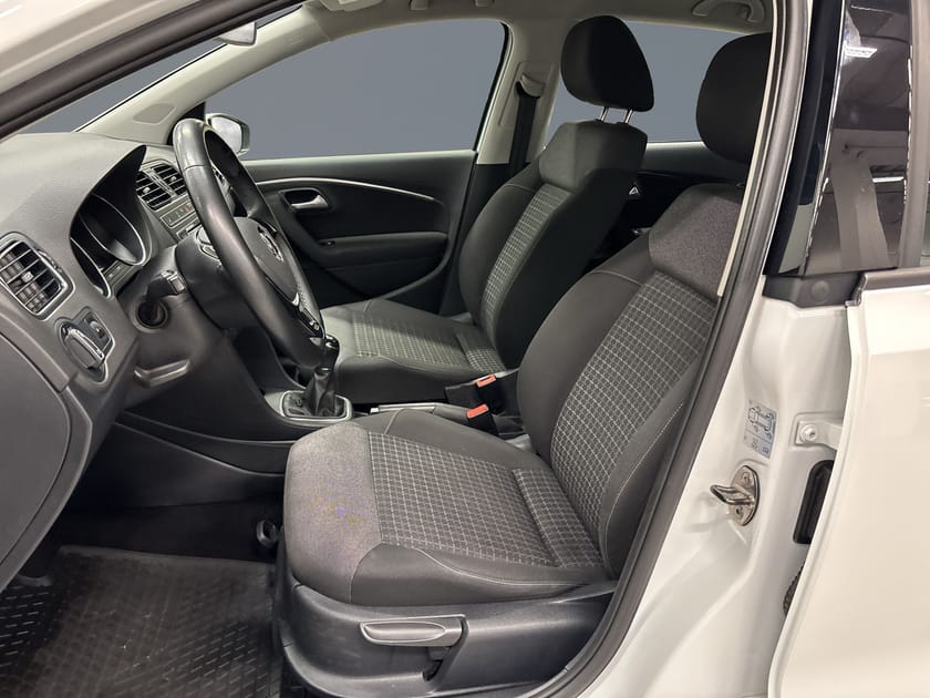 Bild 5 av Volkswagen Polo 1,2 TSI 90hk//Vinterhjul//