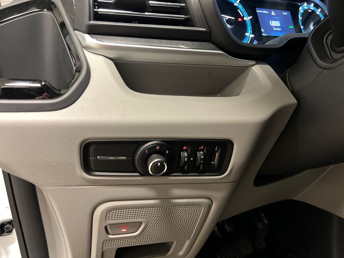 Maxus V90 2022 - miniatyr 9