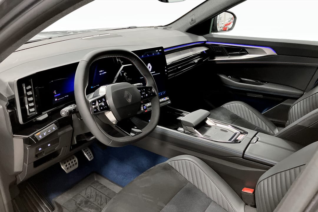 Renault Rafale E-Tech 4×4