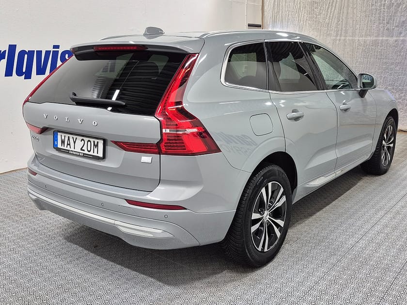 Bild 4 av Volvo XC60 T6 Recharge Core Bright plug in AWD 350HK 4x4 Panorama