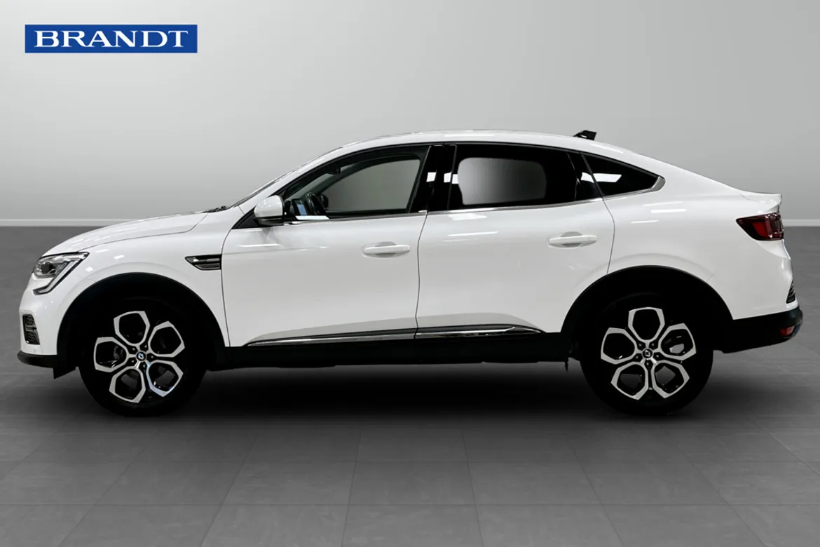 Renault Arkana E-TECH 145