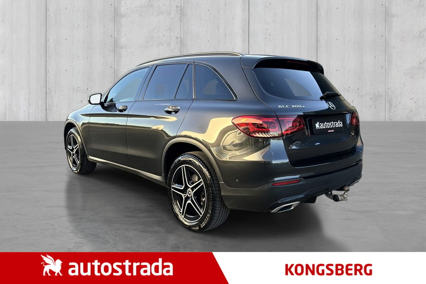 Bilde 3 av Mercedes-Benz GLC 300 e 4MATIC 300e 4MATIC/2XAMG/PREMIUMPK/ACC/KROK/NATTPK/CARPLAY++