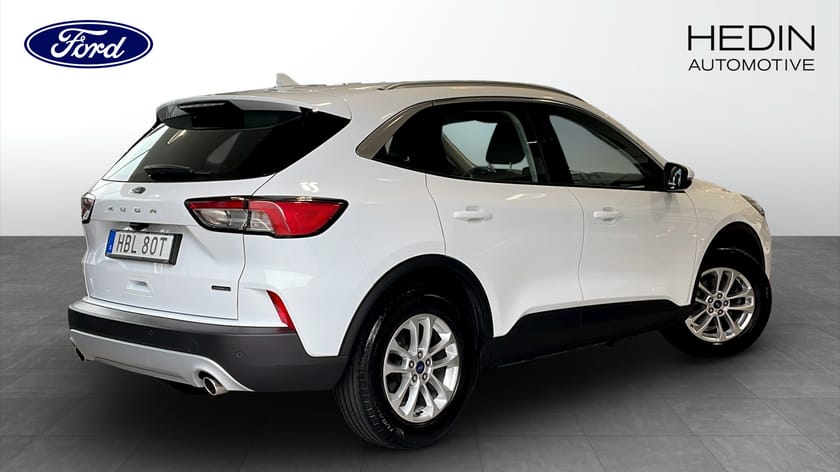 Bild 2 av Ford Kuga Plug-In Hybrid Titanium 2.5 225HK Carplay Vinterpaket