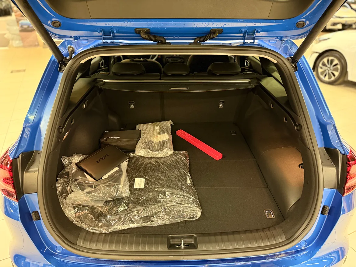 picture of a car