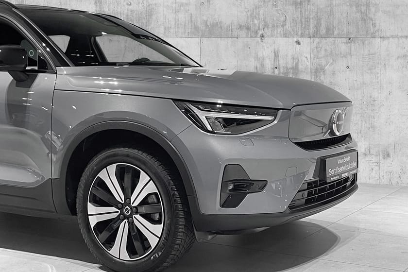 Bilde 2 av Volvo XC40 Recharge Single Motor Plus FWD KROK|19"|KLIMA.PK|TONEDE|8år*