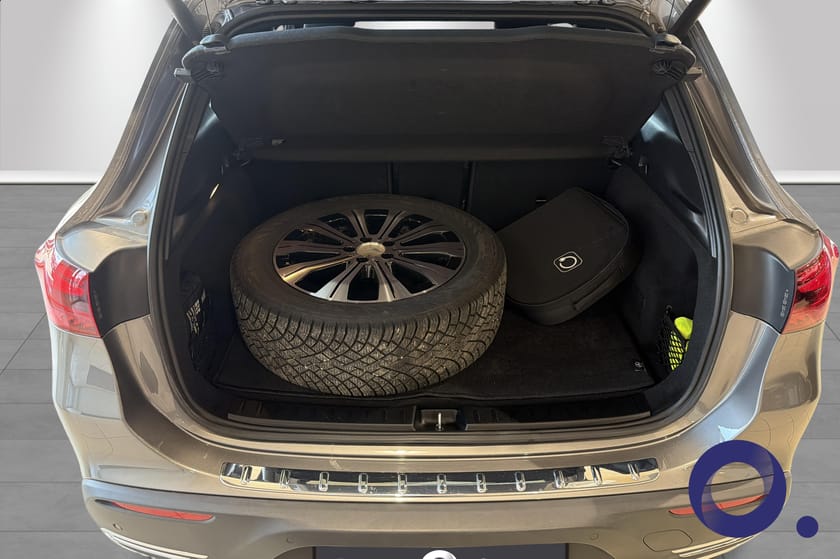 Bilde 5 av Mercedes-Benz EQA 300 4MATIC 