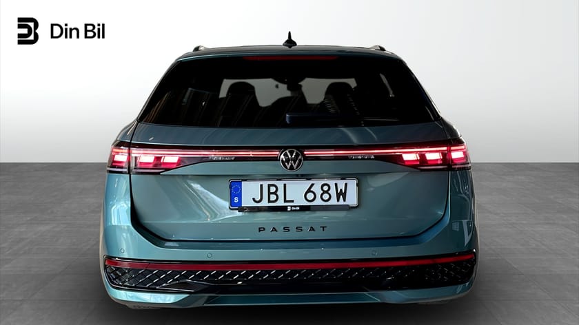 Bild 5 av Volkswagen Passat Variant eHybrid R-LINE 1.5 TSI DRAG B-KAM PANO VÄRM 272 HK