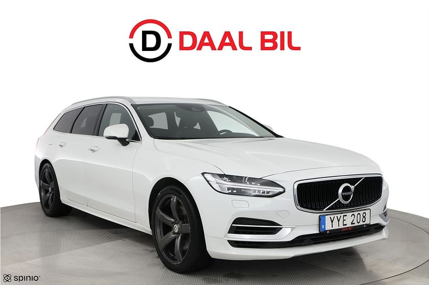 Bild 3 av Volvo V90 RECHARGE T8 AWD 392HK MOMENTUM DRAG ORREFORS®
