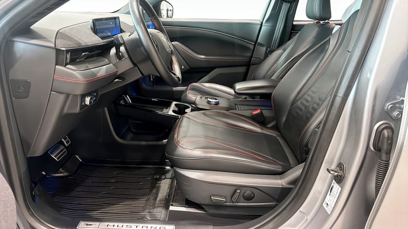 Bild 5 av Ford Mustang Mach-E Long Range AWD Teknikpaket 351hk