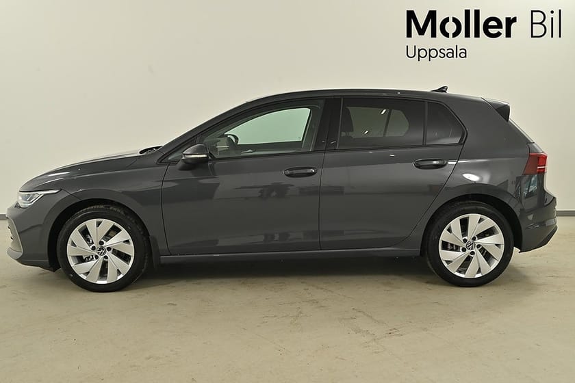 Bild 4 av Volkswagen Golf Life Edition 1,5 eTSI 150 hk DSG7 LAGERBIL